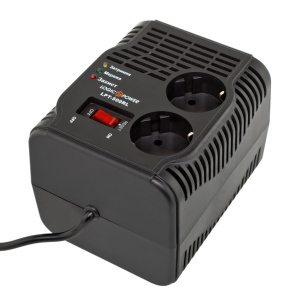 Стабілізатор напруги LPT-500RL (250W)